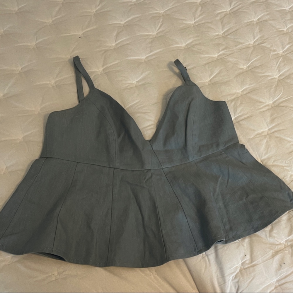 BCBGMaxAzria Gray Peplum Top